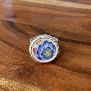 Herendi mentett darabok - porcelán gyűrű - virágos, állítható, Ékszer, Gyűrű, Statement gyűrű, Mozaik, Ékszerkészítés, MESKA