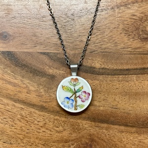 Herendi mentett darabok - nemesacél nyaklánc virágos porcelánnal - Meska.hu