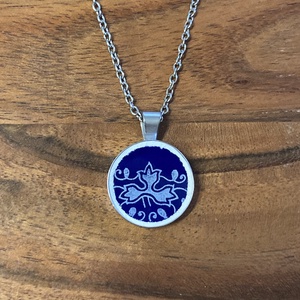 Mentett Zsolnay darabok - nemesacél medál porcelánból, Ékszer, Nyaklánc, Medálos nyaklánc, Mozaik, Ékszerkészítés, MESKA