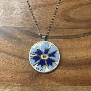 Mentett búzavirágos darabok - nemesacél nyaklánc porcelánnal, nagy medál, Ékszer, Nyaklánc, Medálos nyaklánc, Mozaik, Ékszerkészítés, MESKA