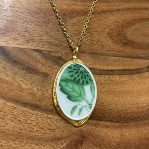 Aranyozott medál - Herendi mentett darabok - medál vagy nyaklánc - Meska.hu