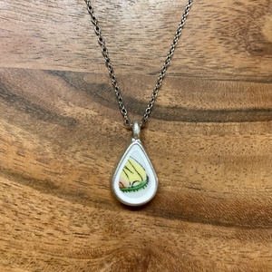 Mentett Herendi darabok - pici csepp porcelán nyaklánc - nemesacél lánccal, Ékszer, Nyaklánc, Medálos nyaklánc, Mozaik, Ékszerkészítés, MESKA