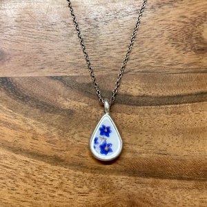 Mentett Herendi darabok - pici csepp porcelán nyaklánc - nemesacél lánccal - Meska.hu