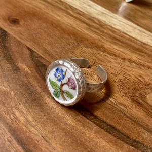 Herendi mentett darabok - porcelán gyűrű - virágos, állítható, Ékszer, Gyűrű, Statement gyűrű, Mozaik, Ékszerkészítés, MESKA