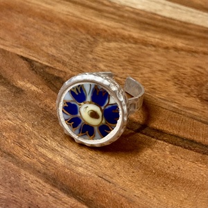 Mentett Zsolnay darabok - porcelán gyűrű - búzavirágos, állítható - Meska.hu