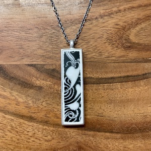 Mentett porcelán darabok - nyaklánc - hosszú medál nemesacél lánccal - ékszer - nyaklánc - medálos nyaklánc - Meska.hu