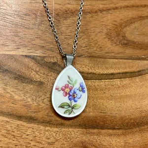 Mentett porcelán darabok - nyaklánc - nemesacél csepp medálos - ékszer - nyaklánc - medálos nyaklánc - Meska.hu