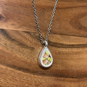 Mentett porcelán darabok - pici csepp medálos nyaklánc - nemesacél lánccal - ékszer - nyaklánc - medálos nyaklánc - Meska.hu