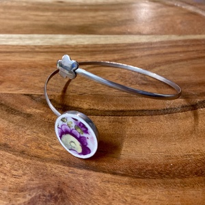 Mentett porcelán darabok - virágos nemesacél karperec - állítható - ékszer - karkötő - karkötő medállal - Meska.hu