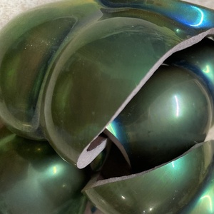 Eozinos mentett porcelán darabok - pici medálos nemesacél nyaklánc eozin mázas porcelánnal - ékszer - nyaklánc - medálos nyaklánc - Meska.hu