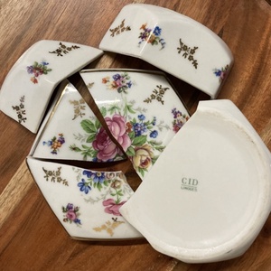 Francia mentett porcelán - aranyozott gyűrű - állítható, virágos - ékszer - gyűrű - statement gyűrű - Meska.hu