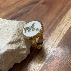 Francia mentett porcelán - aranyozott gyűrű - állítható, virágos - ékszer - gyűrű - statement gyűrű - Meska.hu