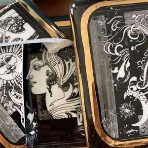 Bross - mentett NŐI ARC porcelán darab - nemesacél bross, kitűző - ékszer - kitűző és bross - Meska.hu