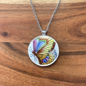 Mentett porcelán darabok - pillangós nagy medálos nyaklánc - nemesacél - Meska.hu