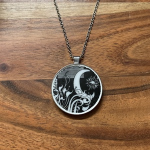 Mentett porcelán darabok - hold medálos nyaklánc - nemesacél, Ékszer, Nyaklánc, Medálos nyaklánc, Mozaik, Ékszerkészítés, MESKA