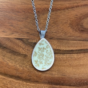 Francia mentett porcelán darabok - virágos nyaklánc - nemesacél csepp medálos - ékszer - nyaklánc - medálos nyaklánc - Meska.hu