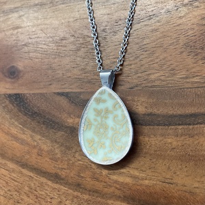 Francia mentett porcelán darabok - virágos nyaklánc - nemesacél csepp medálos - ékszer - nyaklánc - medálos nyaklánc - Meska.hu