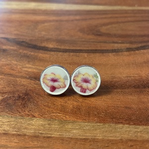 Francia mentett porcelán darabok - virágos nemesacél fülbevaló, bedugós - ékszer - fülbevaló - pötty fülbevaló - Meska.hu