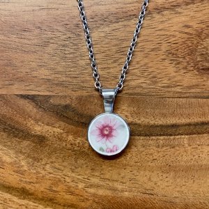 Francia mentett porcelán darabok - virágos pici medálos nyaklánc - nemesacél - Meska.hu