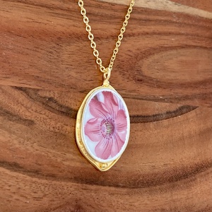 Aranyozott medál - mentett francia porcelán darabok - virágos medál vagy nyaklánc - ékszer - nyaklánc - medálos nyaklánc - Meska.hu