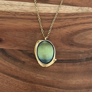 Aranyozott eozinos medál - mentett porcelán darabok - medál vagy nyaklánc, I - ékszer - nyaklánc - medálos nyaklánc - Meska.hu