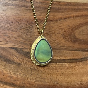 Aranyozott medál - eozinos mentett porcelán darabok - csepp medál vagy nyaklánc, I - Meska.hu