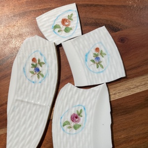 Mentett porcelán darabok - virágos nyaklánc - nemesacél csepp medálos - ékszer - nyaklánc - medálos nyaklánc - Meska.hu