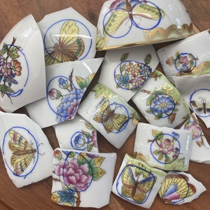 Mentett porcelán darabok - pillangós nagy medálos nyaklánc - nemesacél - ékszer - nyaklánc - medálos nyaklánc - Meska.hu