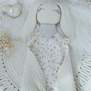 Apró virágos, dupla géz nyuszi - Meska.hu