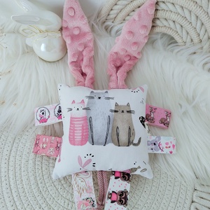 Púder cicás cimkepárna csörgővel , Baba - mama, Baba játékok, Babakocka, Varrás, MESKA