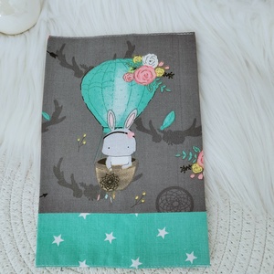 Két rétegű kiskönyv borító , Baba - mama, Babaemlékek, Egészségügyi kiskönyv borító, Varrás, Újrahasznosított alapanyagból készült termékek, MESKA