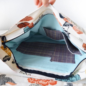 Válltáska / Oldaltáska / Biciklis táska japán virág mintás 1.1 BASIC KOLLEKCIÓ - táska & tok - kézitáska & válltáska - vállon átvethető táska - Meska.hu