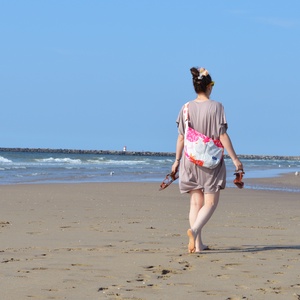 Válltáska / Oldaltáska / Biciklis táska absztrakt csíkos - táska & tok - kézitáska & válltáska - vállon átvethető táska - Meska.hu Válltáska / Oldaltáska / Biciklis táska absztrakt csíkos - táska & tok - kézitáska & válltáska - vállon átvethető táska - Meska.hu