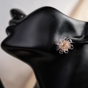 Rózsaszín üvegvirág fülbevaló - ékszer - fülbevaló - fülékszer - Meska.hu