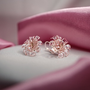 Rózsaszín üvegvirág fülbevaló - ékszer - fülbevaló - fülékszer - Meska.hu