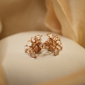 Rosegold üvegvirág hatású fülbevaló - ékszer - fülbevaló - fülékszer - Meska.hu