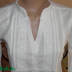 Fehér  vászon csipkés blúz  -  - Meska.hu