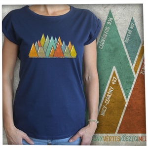 15 hegycsúcs - Magyar hegységek - Lezser női póló - ruha & divat - női ruha - póló, felső - Meska.hu