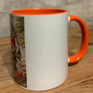 Törpe süllőt fog a patakban - otthon & életmód - konyhafelszerelés, tálalás - tálalás - bögre & csésze - Meska.hu