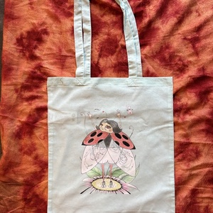 Fehér vászonszatyor katica mintával, Táska & Tok, Bevásárlás & Shopper táska, Shopper, textiltáska, szatyor, Fotó, grafika, rajz, illusztráció, MESKA