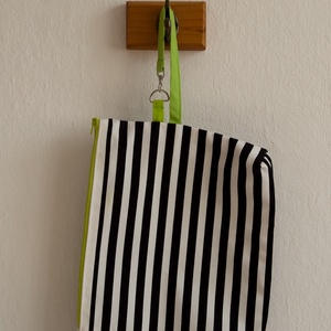 Nagy csíkos neszi, szütyő, táska, pelenkázótáska - zöld -  - Meska.hu