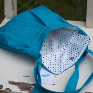 Kislány táska - türkiz oldaltáska -  - Meska.hu