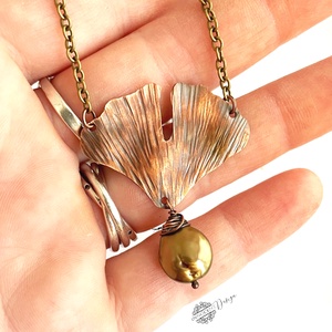 Ginko pearl- kovácsolt nyaklánc - ékszer - nyaklánc - medálos nyaklánc - Meska.hu