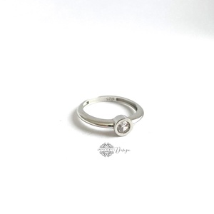 925 Ezüst gyűrű buton cirkóniával buton foglalatban 53-as -  - Meska.hu
