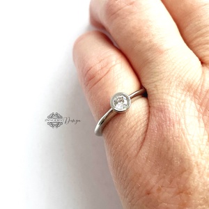 925 Ezüst gyűrű buton cirkóniával buton foglalatban 53-as -  - Meska.hu