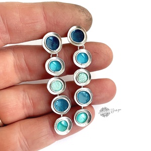 Gaudi - ezüst fülbevaló tűzzománccal - türkizkék - ékszer - fülbevaló - lógó fülbevaló - Meska.hu