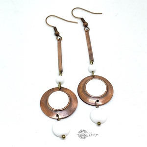 Minimál - fehér fülbevaló - tűzománc-réz - ékszer - fülbevaló - lógó fülbevaló - Meska.hu