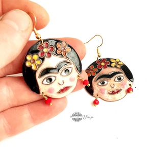 Frida - tűzzománc fülbevaló  - ékszer - fülbevaló - lógós kerek fülbevaló - Meska.hu
