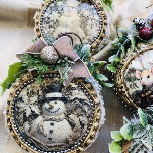 hóemberes karácsonyfadísz  -  - Meska.hu