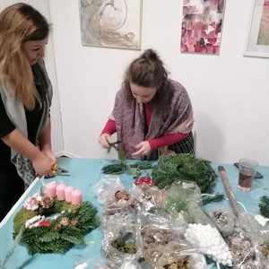 ADVENTI KOSZORÚ KÉSZÍTÉS VIRÁGKÖTŐVEL NOVEMBER 16. SZOMBAT:) - diy (csináld magad) - workshop & tanfolyam - Meska.hu